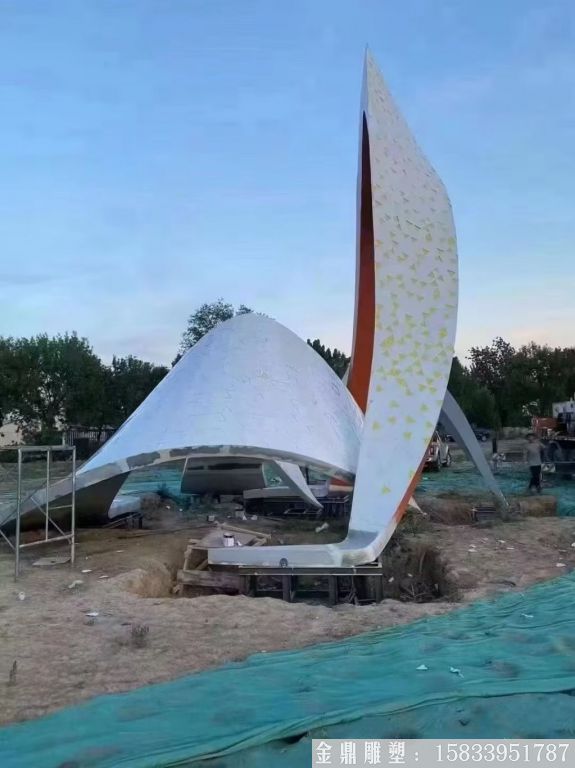 不銹鋼景觀燈光雕塑，園林發(fā)光雕塑鏤空