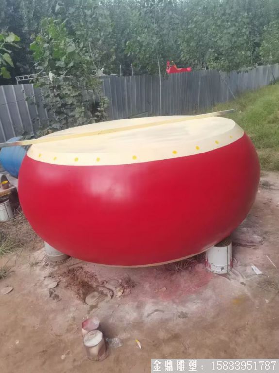 不銹鋼仿真鼓雕塑 鼓雕塑價格 金屬鼓噴漆工藝